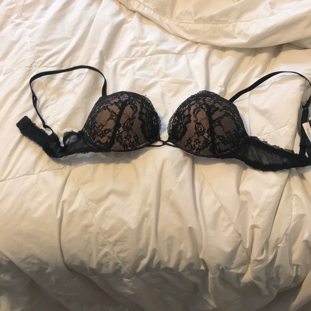 Brand new add 2 cups 32c adore me black lace bra
